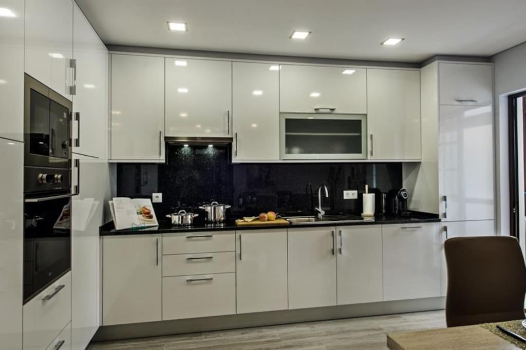 Girassol - Bright, Modern, Well Located Apartment Olhão Eksteriør bilde