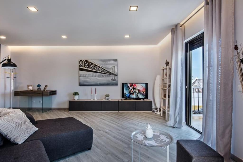 Girassol - Bright, Modern, Well Located Apartment Olhão Eksteriør bilde